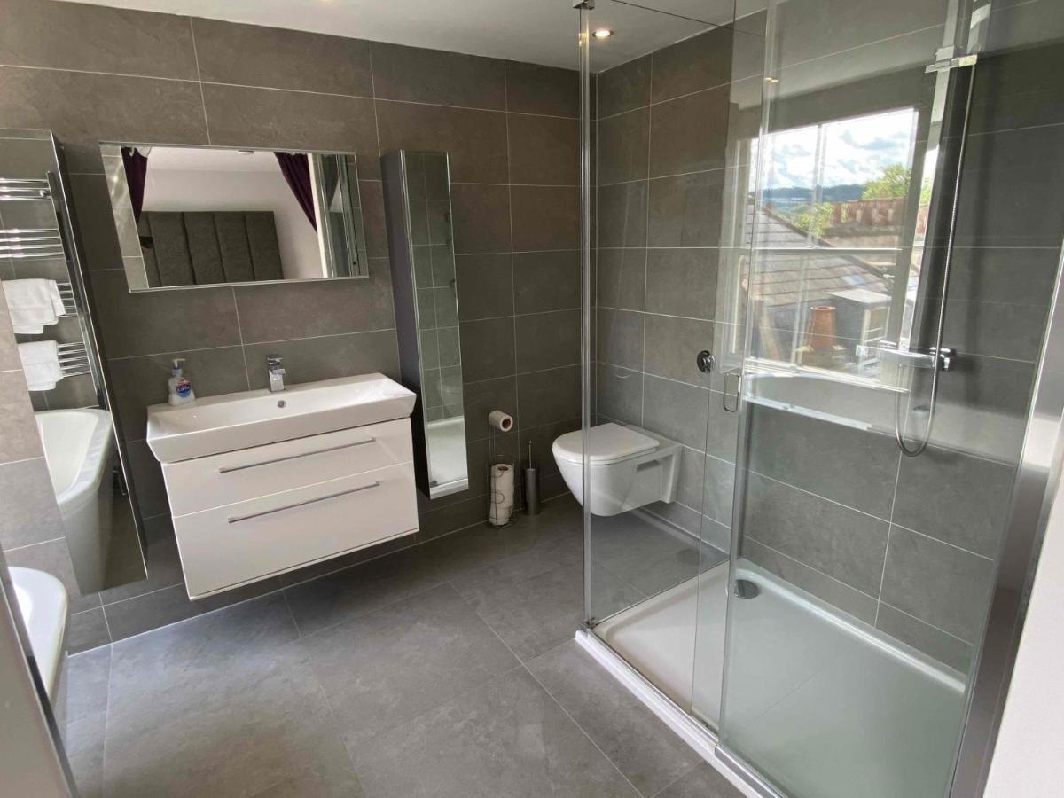 Bath Roof Terrace Apartment, City Centre, Sleeps Up To 8 מראה חיצוני תמונה
