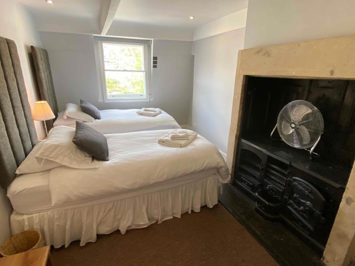 Bath Roof Terrace Apartment, City Centre, Sleeps Up To 8 מראה חיצוני תמונה